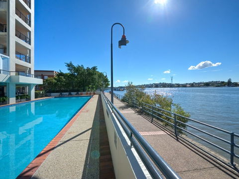 Goldsborough Place Apartments - Accommodation Guide 1