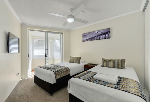 Goldsborough Place Apartments - Accommodation Guide 4