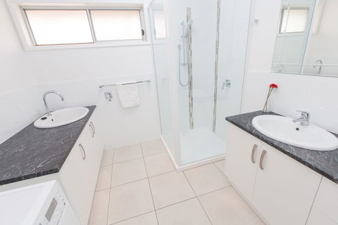 Mildura Holiday Villas - Accommodation Asia 6