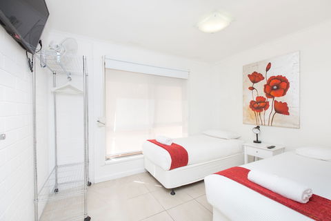 Mildura Holiday Villas - Accommodation Asia 3