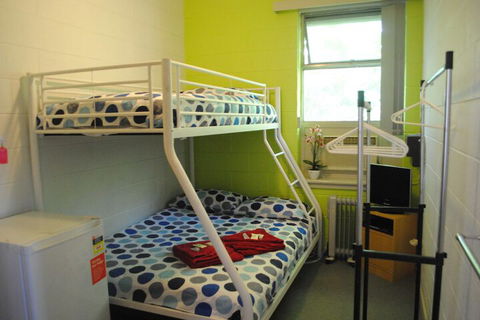 Port Adelaide Backpackers - Accommodation Guide 7