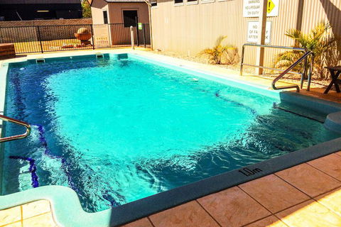 Spinifex Hotel - Accommodation Asia 1