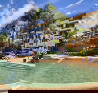 North Cove Waterfront Suites - Accommodation China