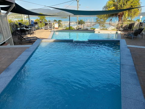 Airlie Apartments - Accommodation Guide 0