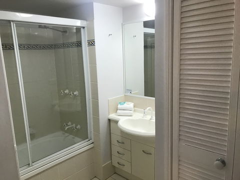 Bella Mare Beachside Apartments - Accommodation Asia 6