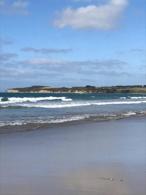 SURFSIDE GETAWAY In PICTURESQUE INVERLOCH - Accommodation China 3