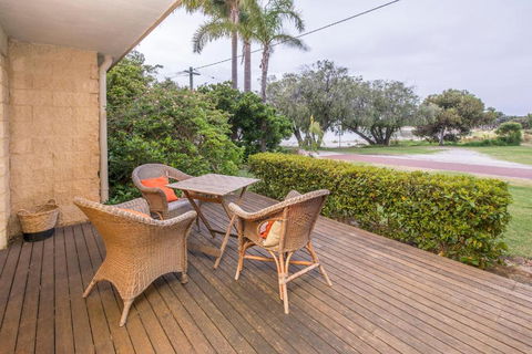 Bay Haven - Accommodation Guide 5