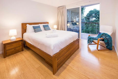 Beach Haven - Accommodation Guide 1
