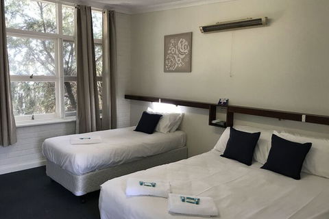 Walpole Hotel Motel - Accommodation Asia 1