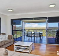 Jinalong 17 Pacific Street Family home great views. - Accommodation Asia