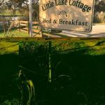 Little Lake Cottage - Accommodation Guide 0