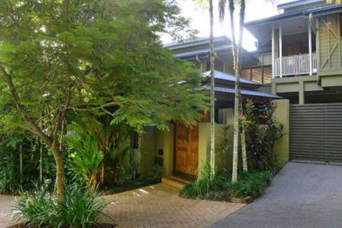 OneLuxe Port Douglas - Accommodation Asia 3