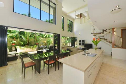 OneLuxe Port Douglas - Accommodation Asia 5