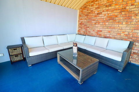 Anglers Abode - Accommodation Asia 5