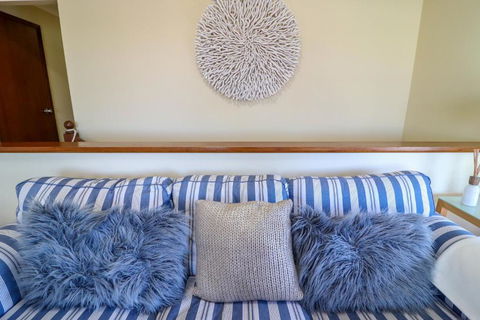 Anglers Abode - Accommodation Asia 3