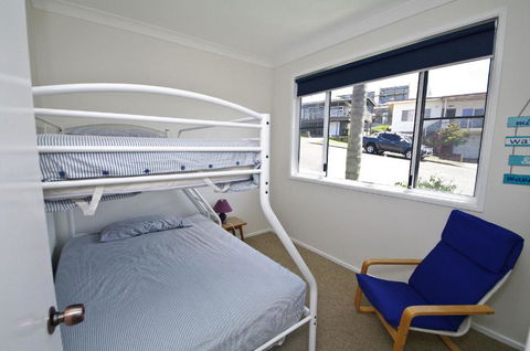 Shiloh Holiday House 14 East Street - Accommodation Asia 5