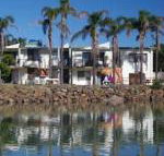 Beachfront 3 25 Willow Street - Accommodation Asia