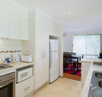 Cara Nobbys Beach 11 Wesley Avenue - Accommodation Asia
