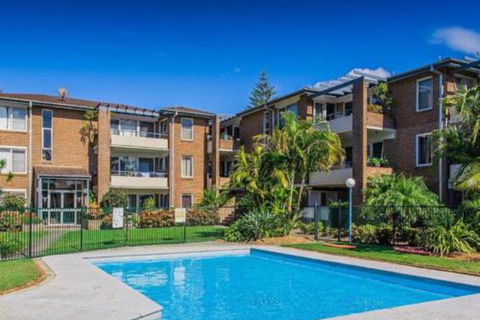 Bay Park Gardens 30 1 Warlters Street - Accommodation Guide 0