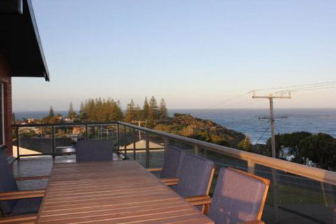 Milton 5 99 Pacific Drive - Accommodation Guide 0
