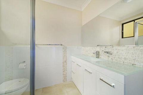 Sandpiper 9 25 Waugh Street - Accommodation Asia 2