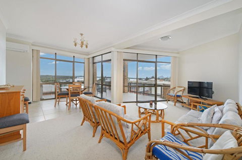 Sandpiper 9 25 Waugh Street - Accommodation Asia 5