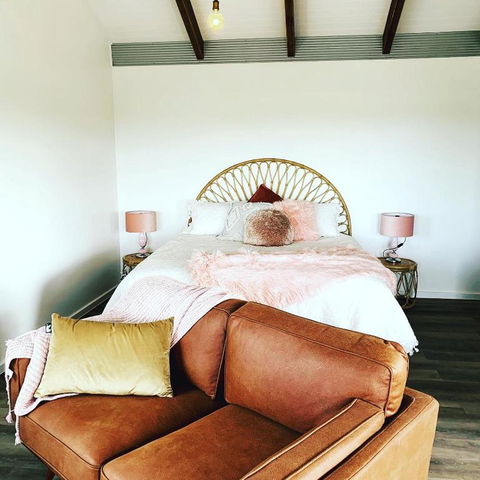 Bukirk Glamping & Tiny Houses - Accommodation Guide 1