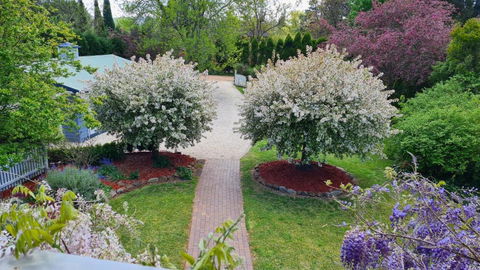 Bowral Escape - Accommodation Guide 3