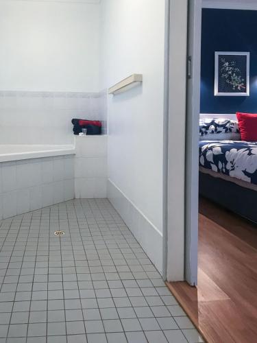 Lockyer Motel - Accommodation Guide 5