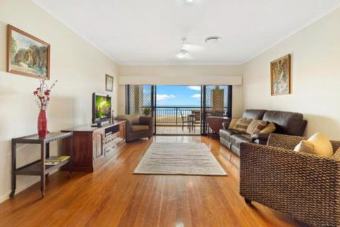 Luxury Beach Unit Dolphin Heads - Accommodation Asia 5