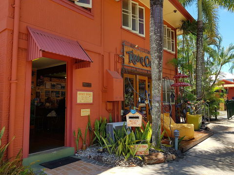 Travellers Oasis - Hostel - Accommodation Asia 3
