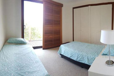 Million Dollar Views To Gold Coast - Accommodation Asia 3