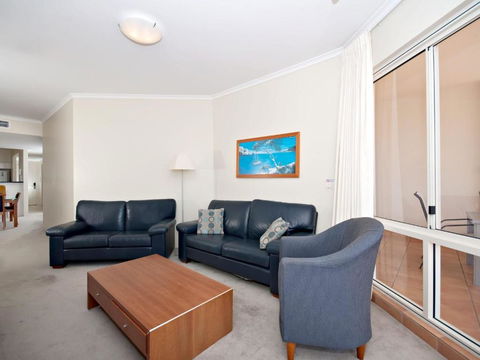 Messines Street Breakwater Apartment 104 - Accommodation Guide 1