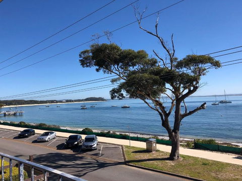 6 SHOAL TOWERS 11 SHOAL BAY RD STUNNING WATER VIEWS & PERFECT LOCATION - Accommodation Guide 4