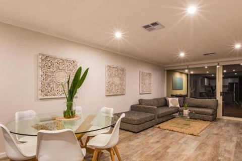 Starboard Views Kalbarri River Front Apartment - Accommodation Asia 4