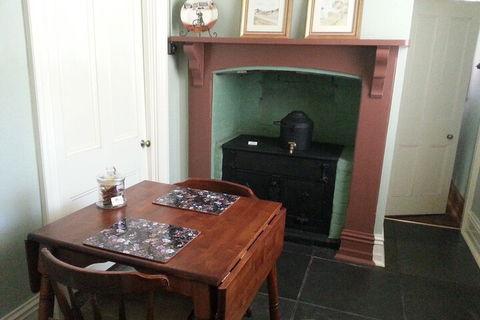 Burra Railway Station Bed & Breakfast - Accommodation Guide 7