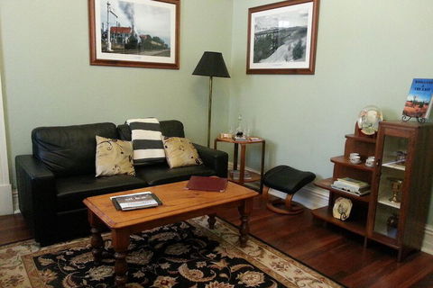 Burra Railway Station Bed & Breakfast - Accommodation Guide 4