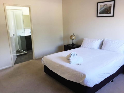 Blue Sky Apartment - Accommodation Asia 3