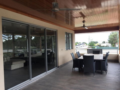 Blue Sky Apartment - Accommodation Asia 1