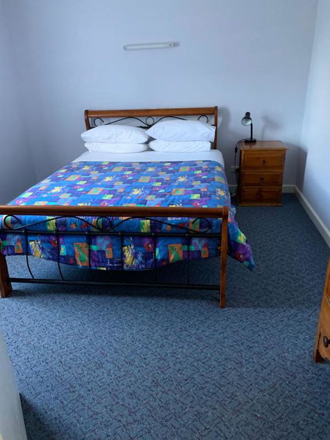 Orford Prosser Holiday Units - Accommodation Guide 5