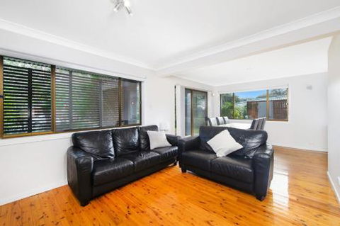 Bonny Beach House Holiday Accommodation With Pool - Accommodation Asia 3