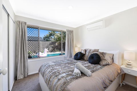 Sweetbrush Place - Accommodation Asia 2