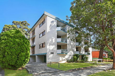 Hurstville Home With A View Comfort & Style - Accommodation Guide 5