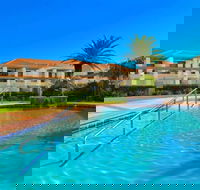 Breakers 1/8 - Accommodation Asia