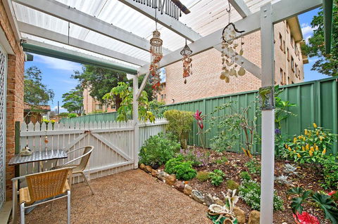 3 / 54 Owen Street Port Macquarie - Accommodation Guide 2