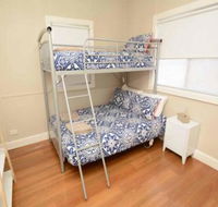 Just Renovated 2BR Cottage in Heart of Wentworth - Accommodation Asia