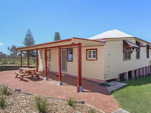 Yamba Pilot Cottage 1 Pets Welcome Close To Beach - Accommodation China 4