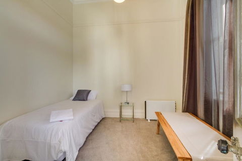 The Managers Residence - Accommodation Asia 7