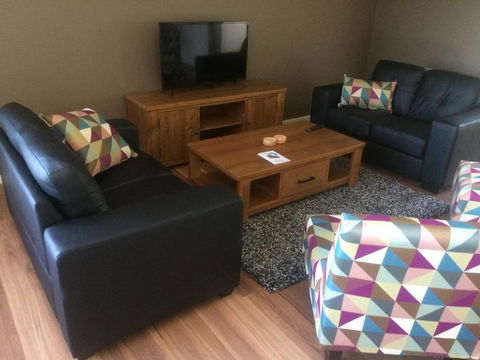 Costa Park Cottage Ena Armidale - Accommodation Asia 5