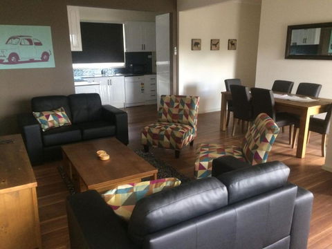 Costa Park Cottage Ena Armidale - Accommodation Asia 6